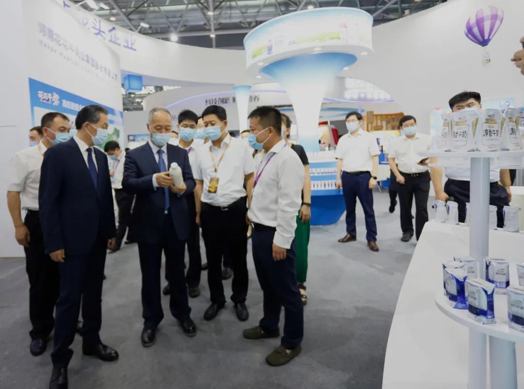 第十二屆中國(guó)奶業(yè)大會(huì)、中國(guó)奶業(yè)展覽會(huì)暨2021中國(guó)奶業(yè)20強(qiáng)（D20）峰會(huì)在合肥盛大召開(kāi)